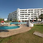 Ξενοδοχείο με διαμερίσματα Turisticos Silchoro Αλμπουφέιρα