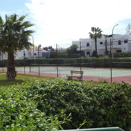 塞尔克罗旅行公寓酒店