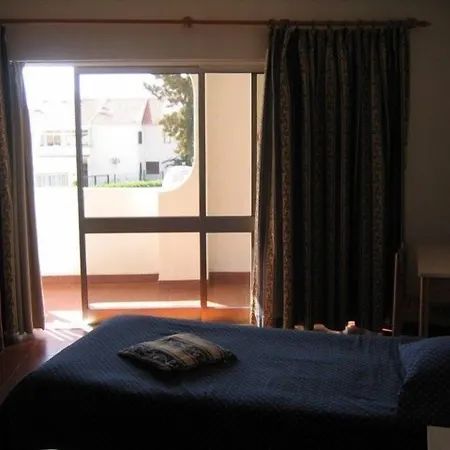 塞尔克罗旅行公寓酒店 3*