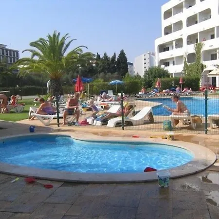 Turisticos Silchoro Αλμπουφέιρα